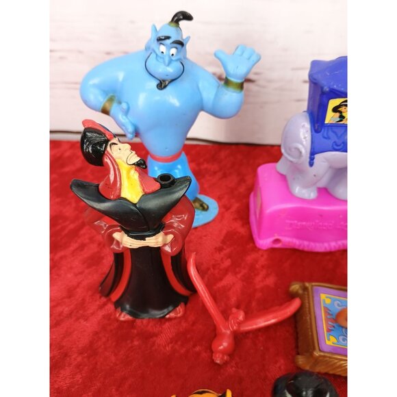 Disney Mattel Aladdin Figurine Set Of 9 Vintage Collectibles - Picture 2 of 8
